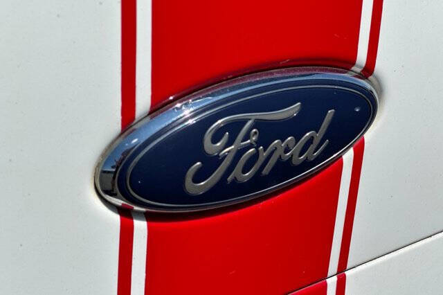 2022 Ford Transit Connect Titanium