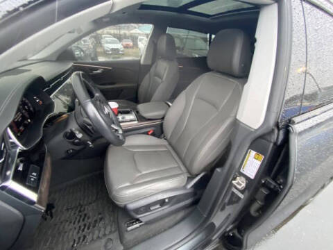 2019 Audi Q8 quattro Prestige 55 TFSI