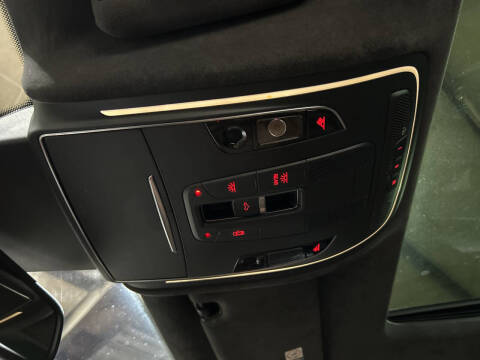 2011 Audi A8 quattro