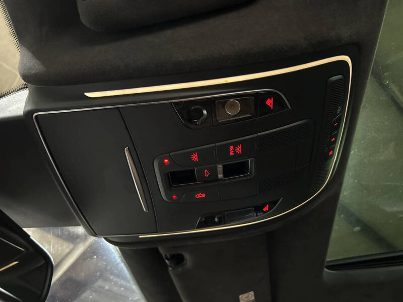 2011 Audi A8 quattro