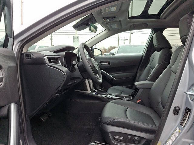 2024 Toyota Corolla Cross XLE