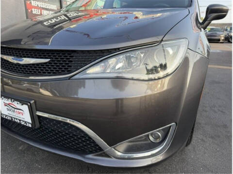2018 Chrysler Pacifica Touring Plus