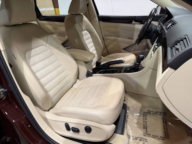 2014 Volkswagen Passat 2.0L TDI SEL Premium