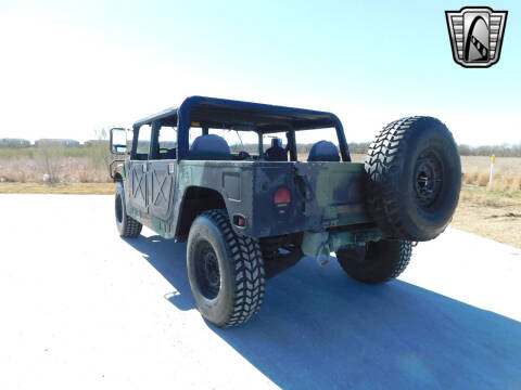 2002 AM General M1123