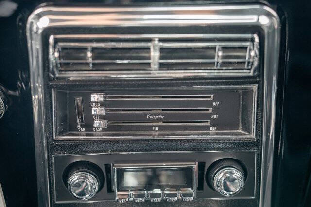 1967 Chevrolet Camaro 23