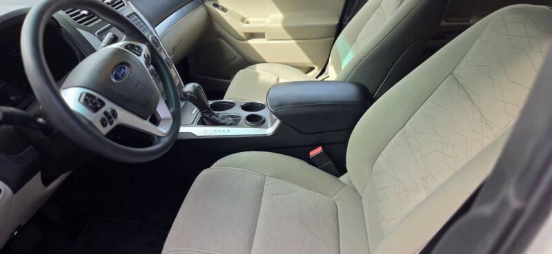 2012 Ford Explorer