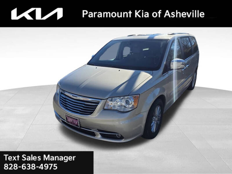 2013 Chrysler Town and Country Limited