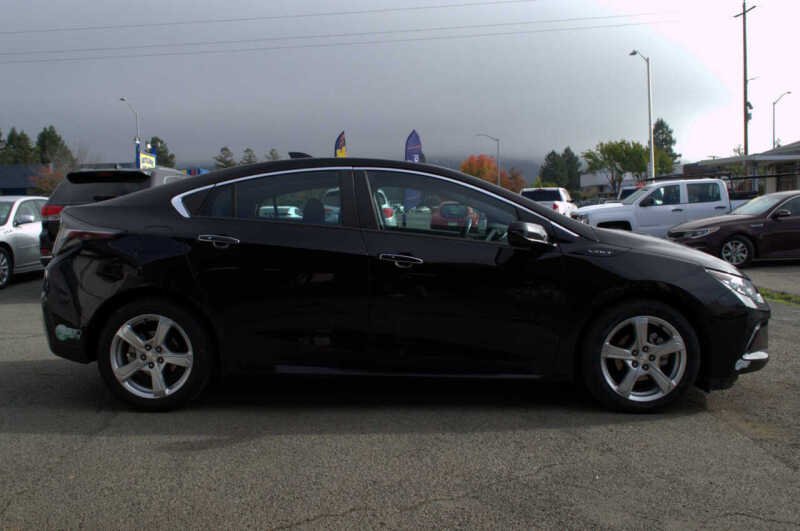 2017 Chevrolet Volt LT