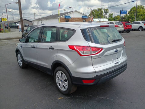 2016 Ford Escape S