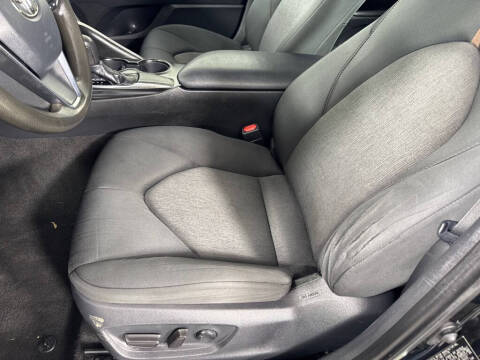 2019 Toyota Camry LE