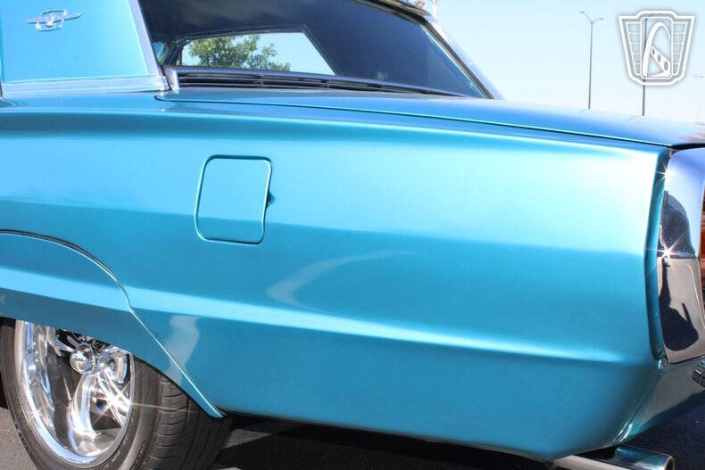 1965 Ford Thunderbird