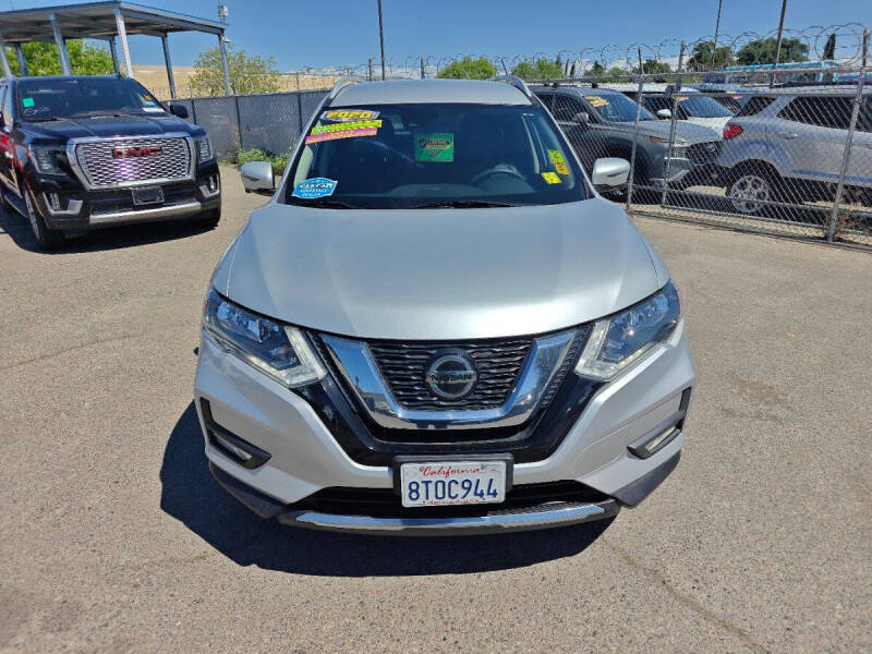 2020 Nissan Rogue SL