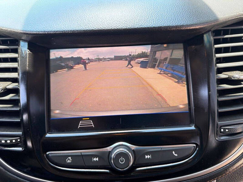 2022 Chevrolet Trax LS