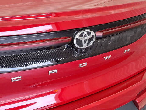 2025 Toyota Crown XLE