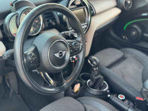 2015 MINI Hardtop 2 Door Cooper S