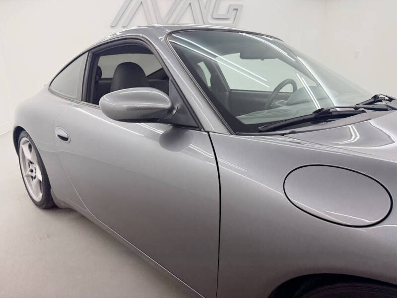 2003 Porsche 911 Carrera