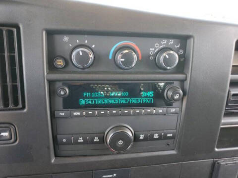 2024 Chevrolet Express 2500