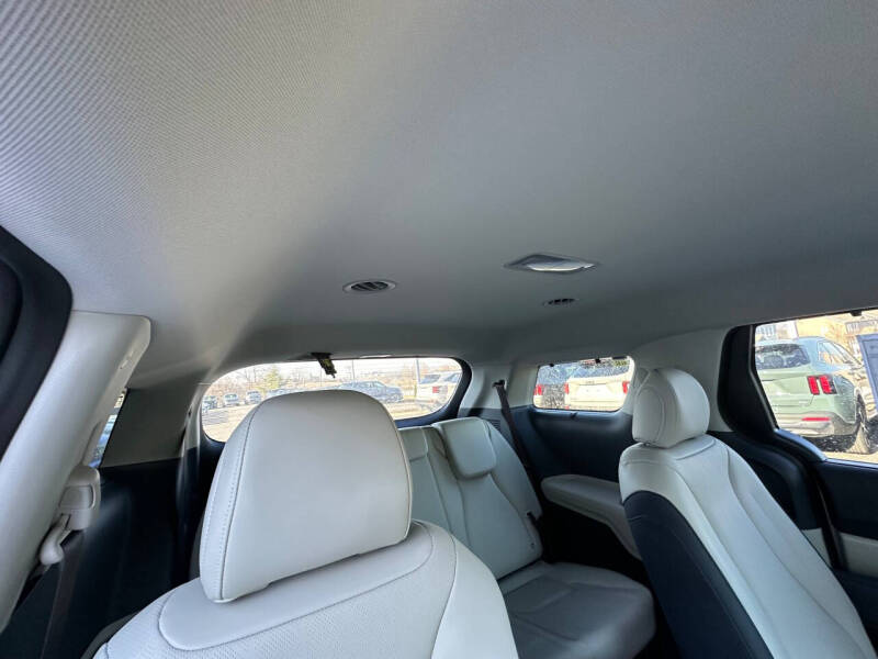 2026 Kia Carnival EX