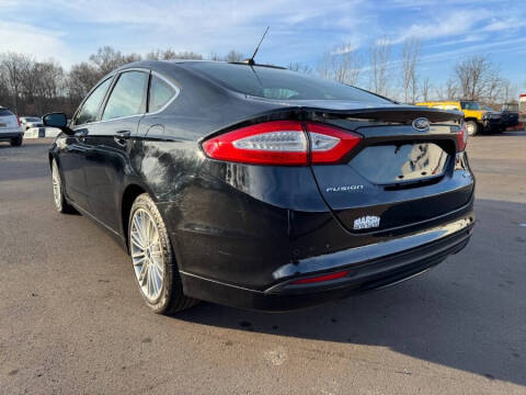 2016 Ford Fusion SE