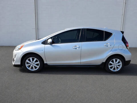 2017 Toyota Prius c Two