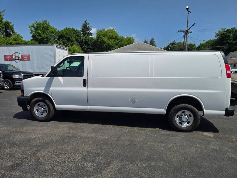 2020 Chevrolet Express 3500
