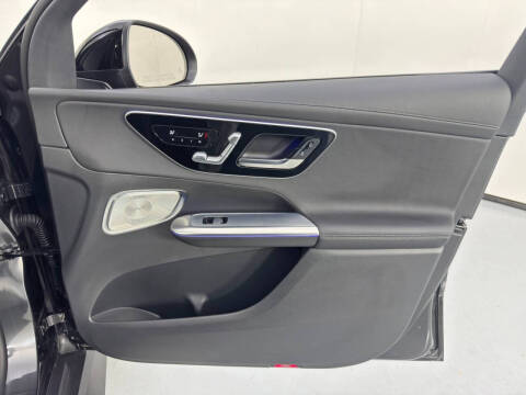 2025 Mercedes-Benz GLC GLC 300