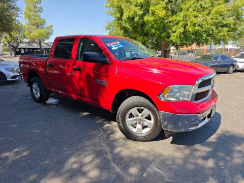 2022 RAM 1500 Classic SLT