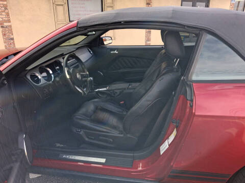 2011 Ford Mustang V6