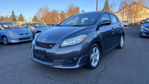 2009 Toyota Matrix for sale at ALPINE MOTORS in Milwaukie OR