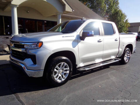 2022 Chevrolet Silverado 1500 for sale at DEALS UNLIMITED INC in Portage MI