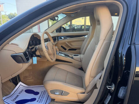 2012 Porsche Panamera
