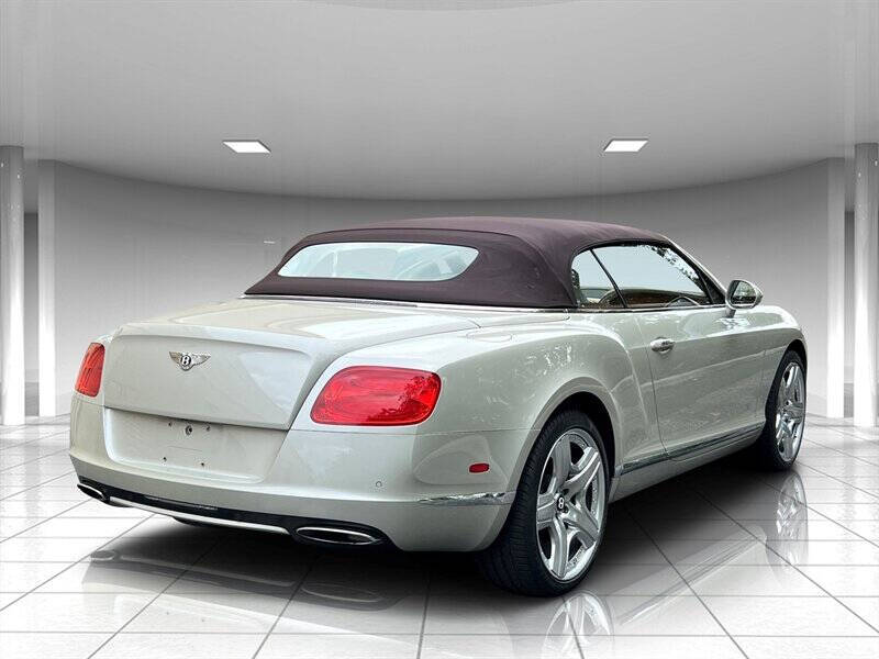 2013 Bentley Continental 37