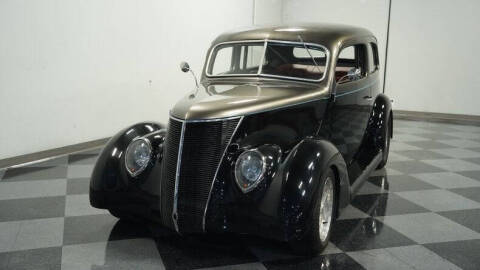 1937 Ford Tudor
