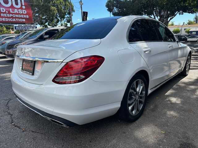 2016 Mercedes-Benz C-Class