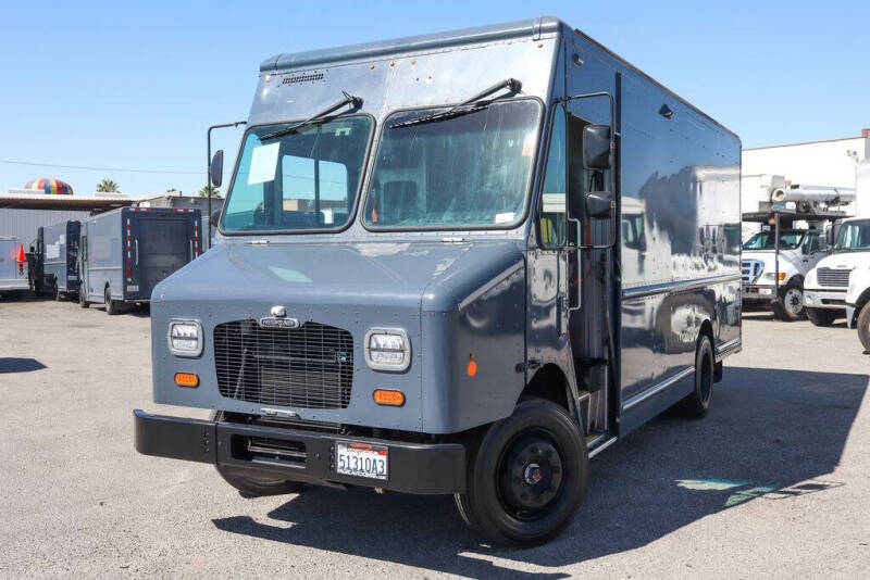 2020 Freightliner MT45 Chassis