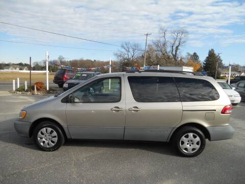 2001 Toyota Sienna for sale at All Cars and Trucks in Buena NJ