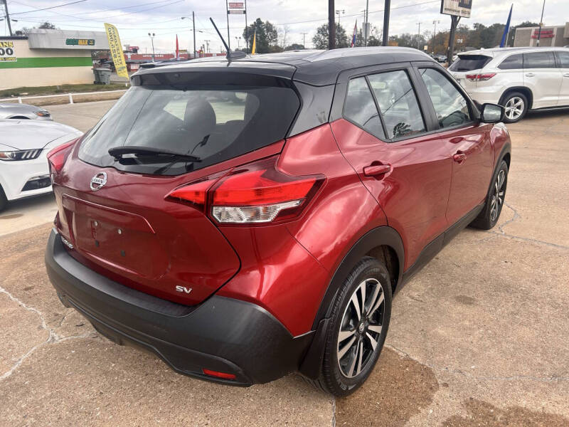 2018 Nissan Kicks SV