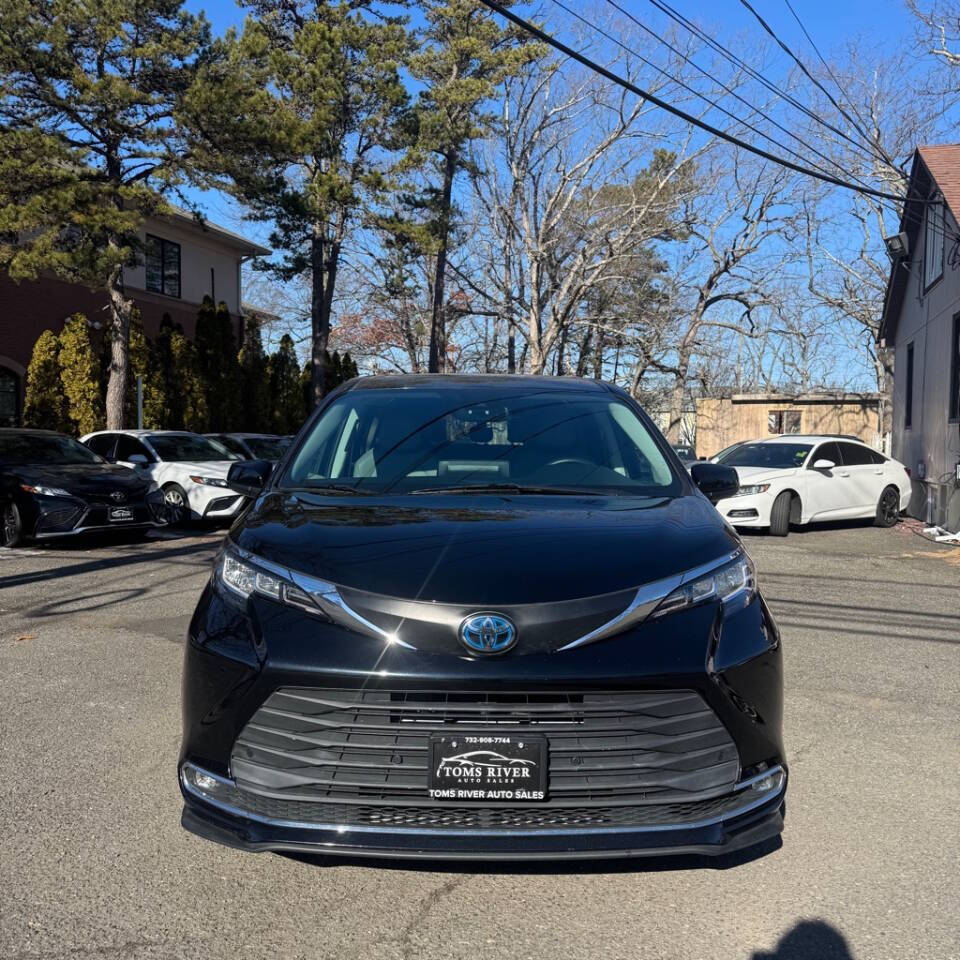 2021 Toyota Sienna for sale at Toms River Auto Sales in Lakewood, NJ