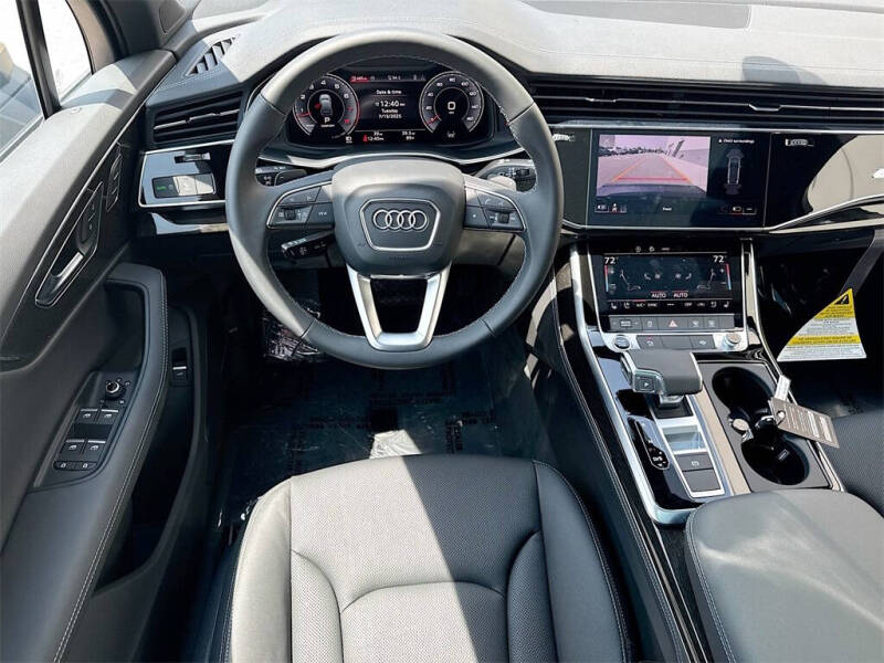 2025 Audi Q7 quattro Premium Plus 55 TFSI