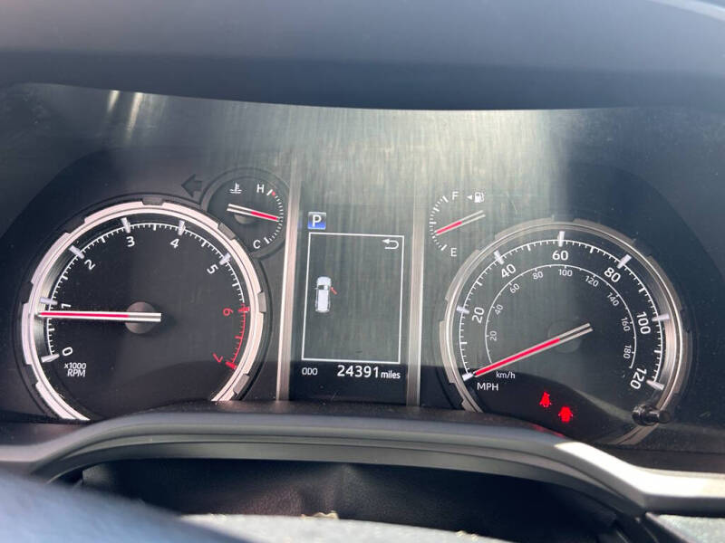 2024 Toyota 4Runner TRD Off-Road