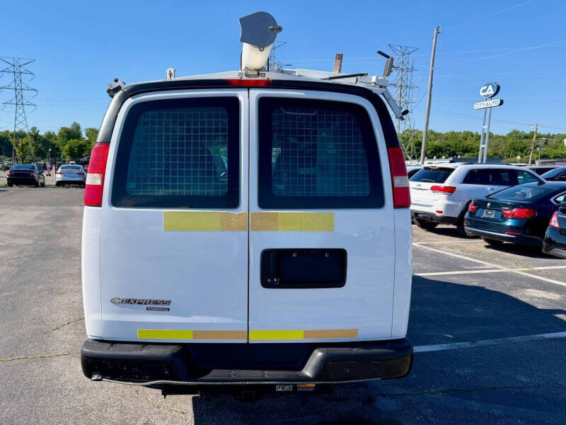 2013 Chevrolet Express 2500