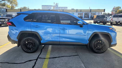 2021 Toyota RAV4 Hybrid XLE