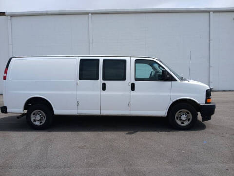 2017 Chevrolet Express 2500