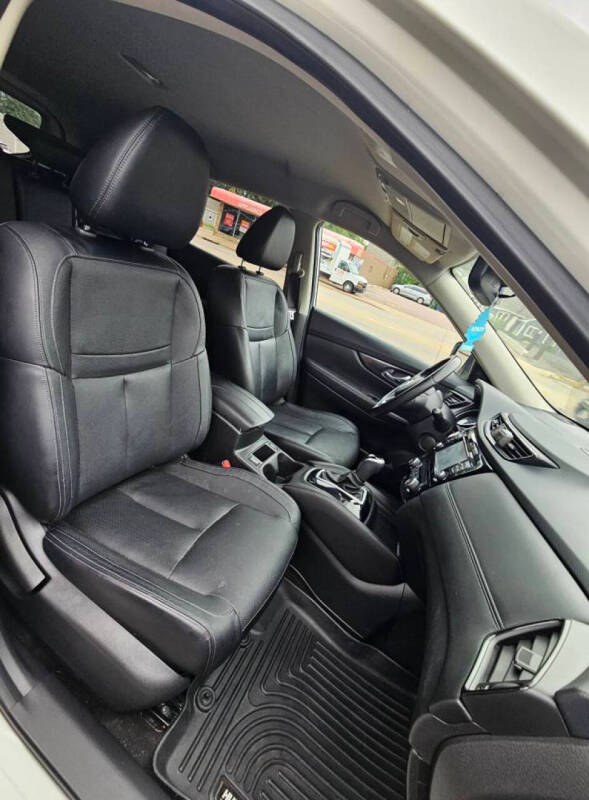 2017 Nissan Rogue SL