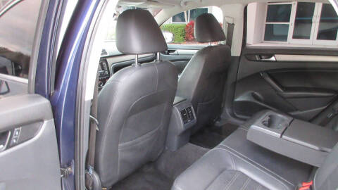 2015 Volkswagen Passat 1.8T SE