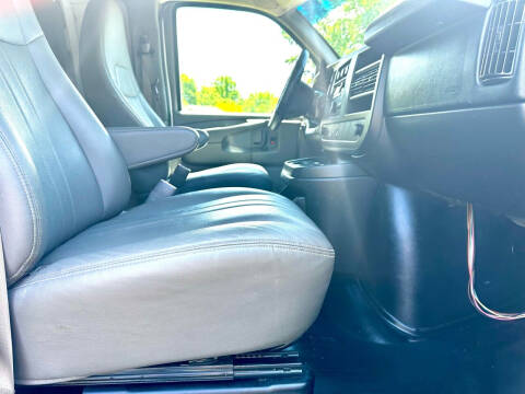 2014 Chevrolet Express 2500