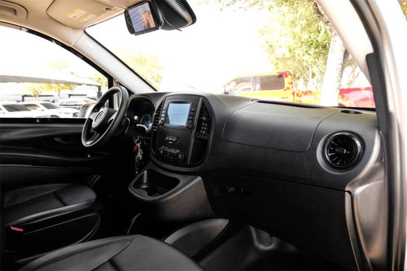 2023 Mercedes-Benz Metris Cargo