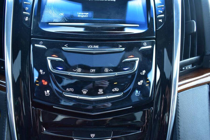 2018 Cadillac Escalade ESV Luxury