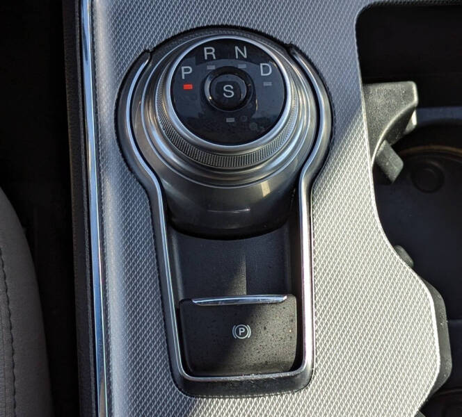 2021 Ford Edge Titanium