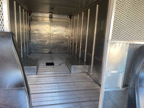 2013 Ford E-Series E-450 SD